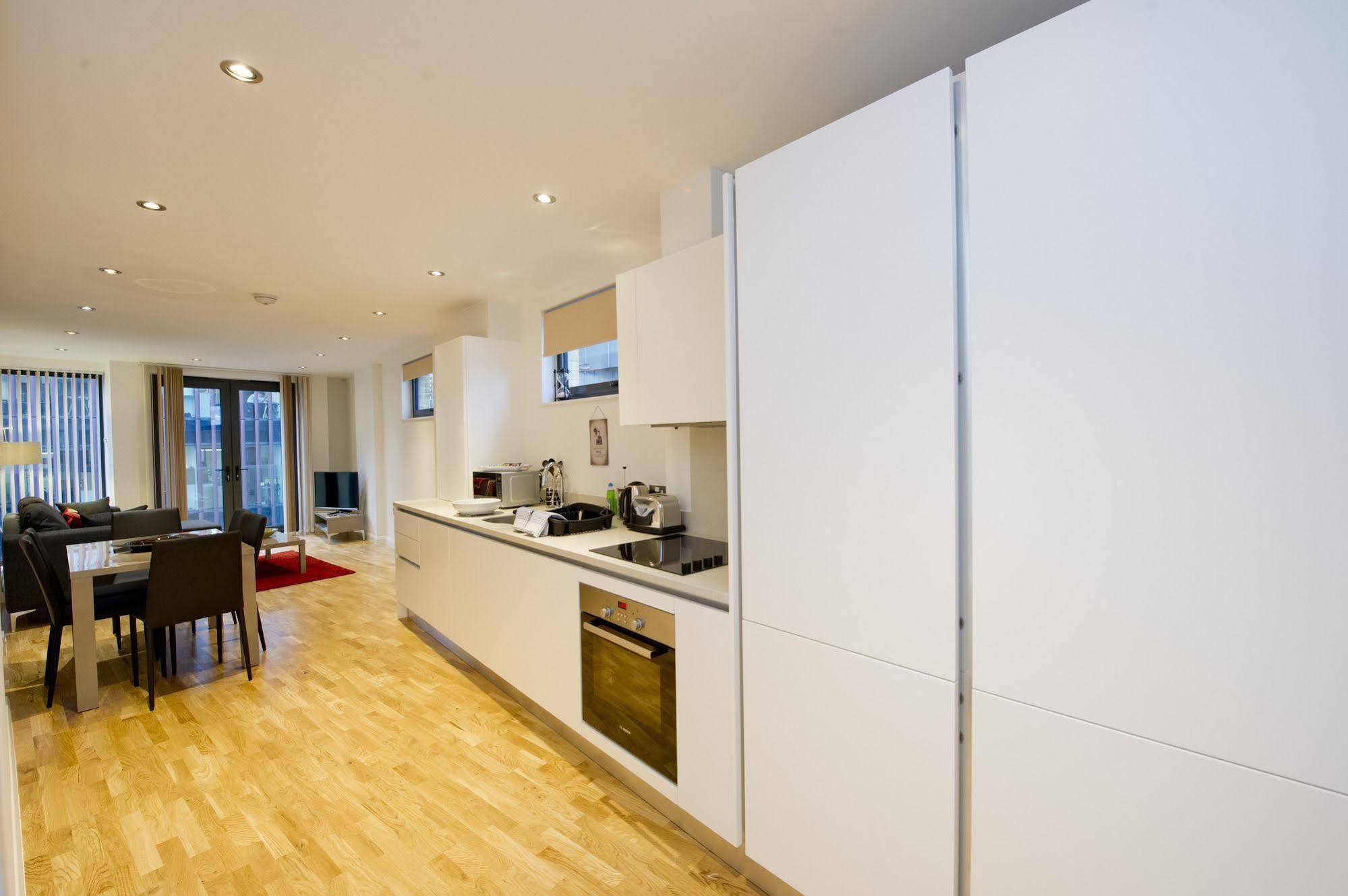 Tooley Street Apartments By Viridian Apartments Londra Exterior foto